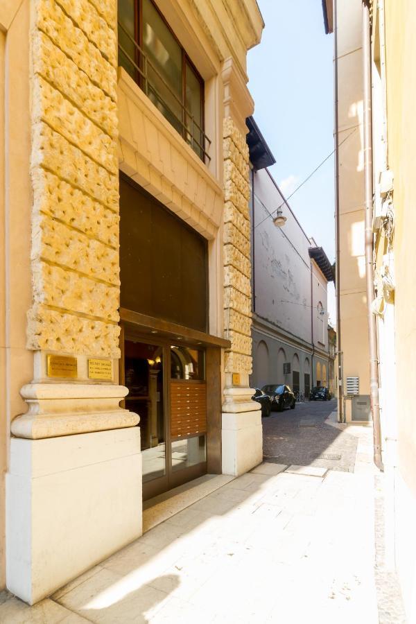 Отель Casa Mazzini Верона Экстерьер фото